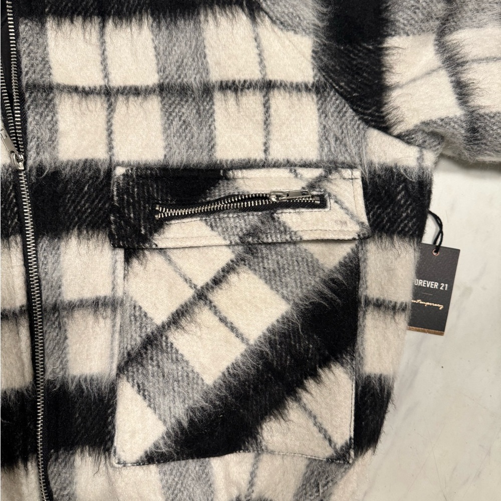 Forever 21 plaid bomber jacket - Picture 3 of 6